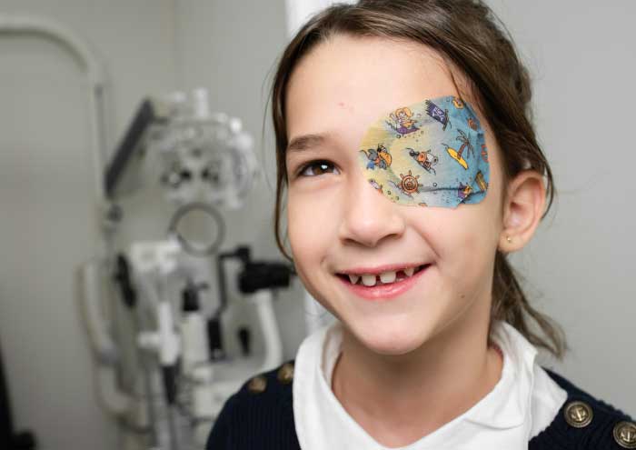 Tratamiento del ojo vago con parche. INOF