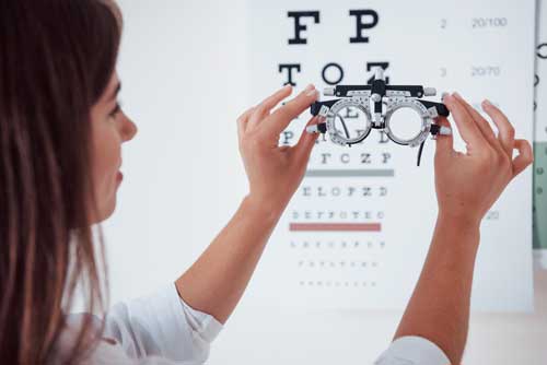 Tratamiento de la diplopía con lentes correctivos